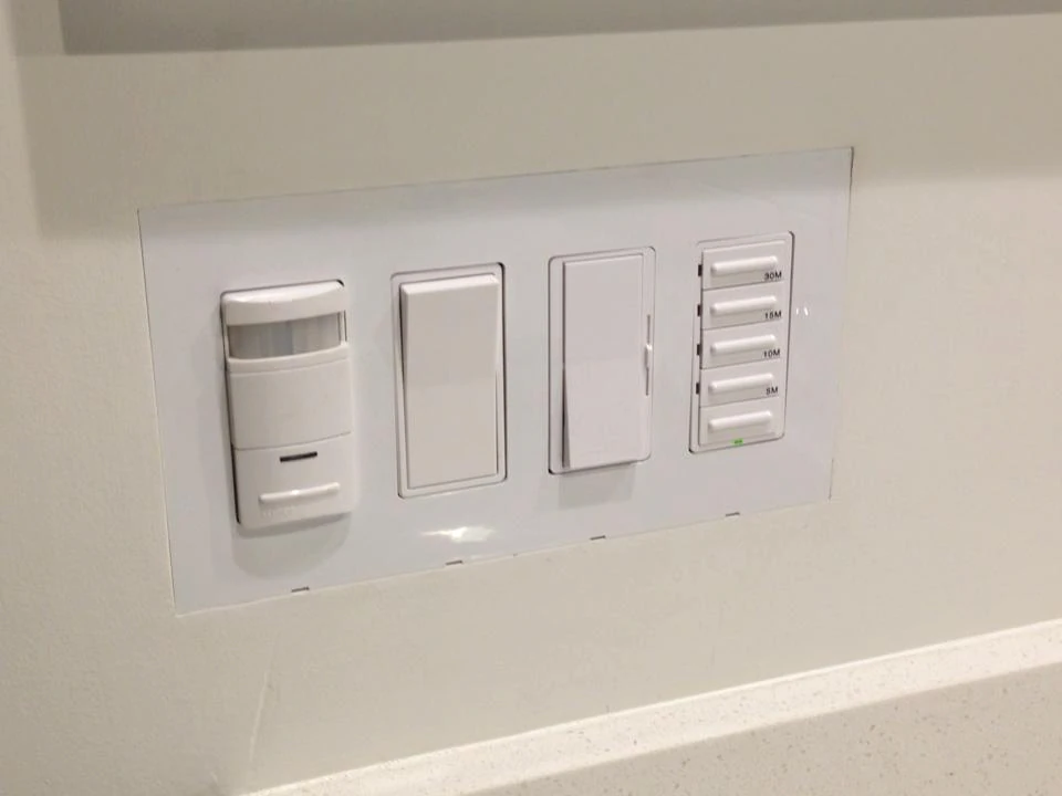 Nice example of a Smoothline wall plate